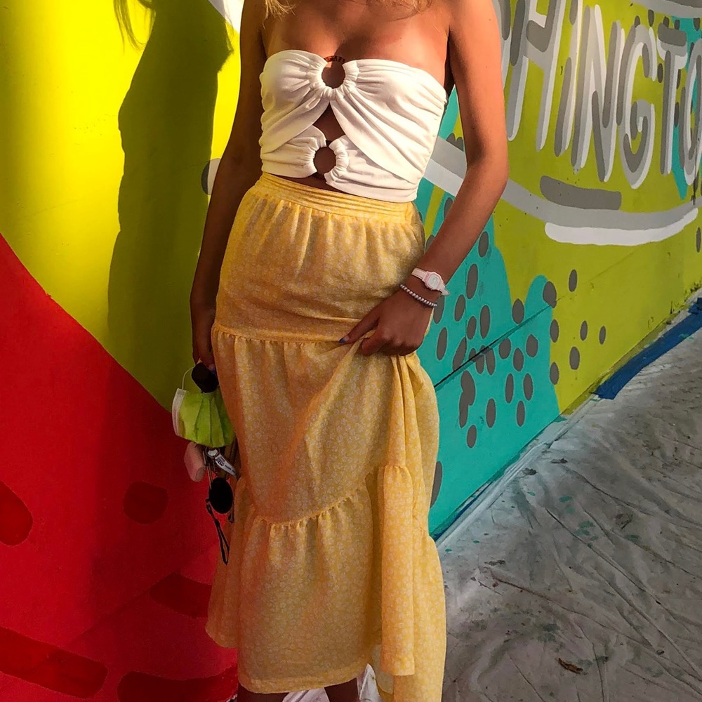 H&M yellow tiered floral maxi skirt